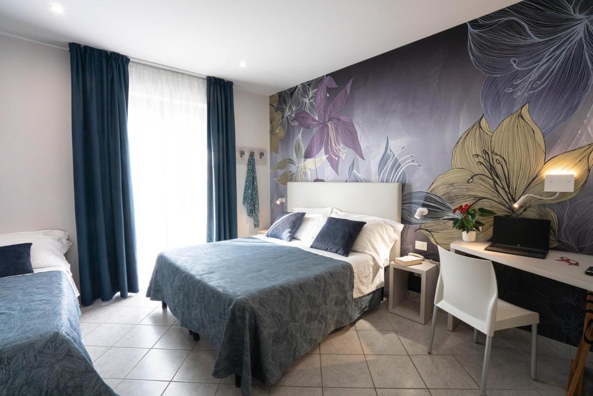 Hotel Sirio Lido di Camaiore Exterior photo