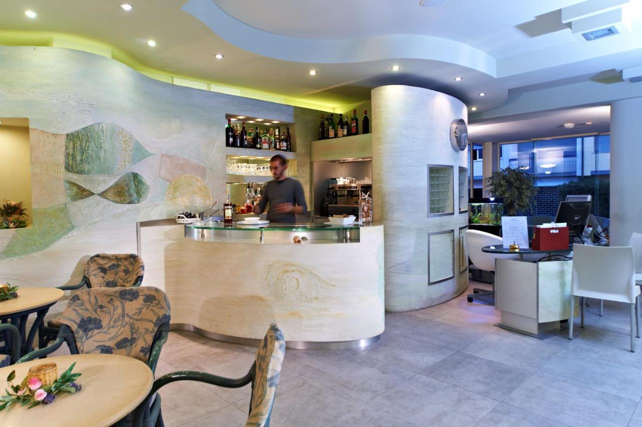 Hotel Sirio Lido di Camaiore Exterior photo